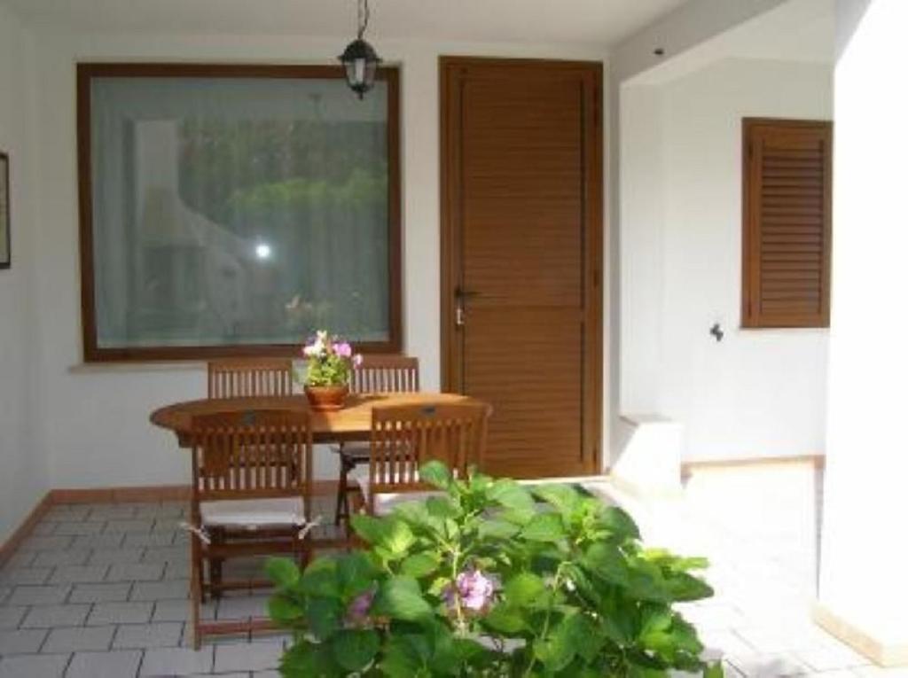 Вилла Geremeas Country Club Marongiu Номер фото